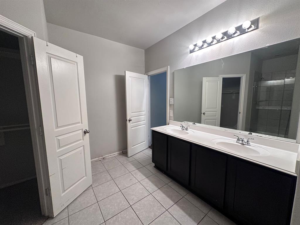 8218 Malago Point Drive, Cypress, Texas image 5