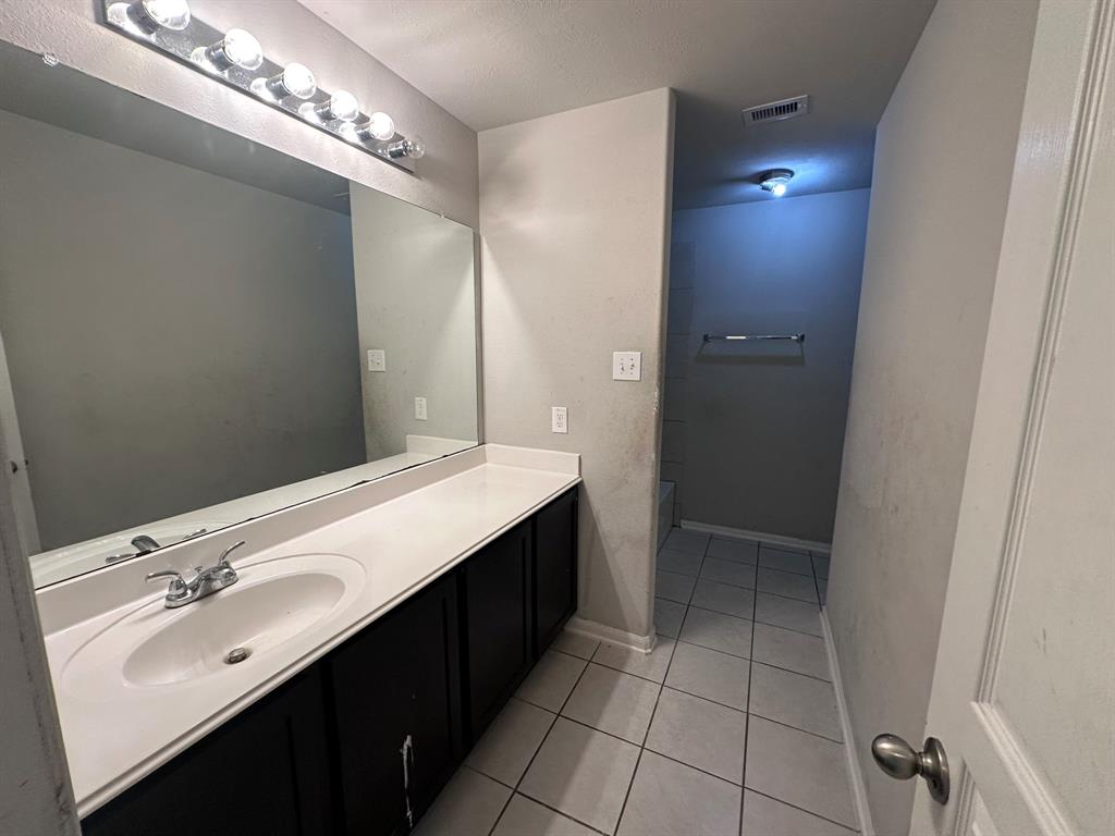 8218 Malago Point Drive, Cypress, Texas image 20