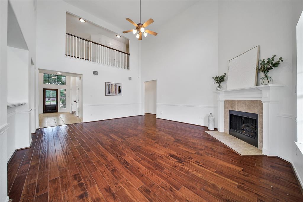 10802 Lake Raven Court, Cypress, Texas image 6