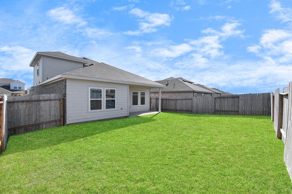 5227 Castlebury Meadows Drive, Spring, Texas image 30