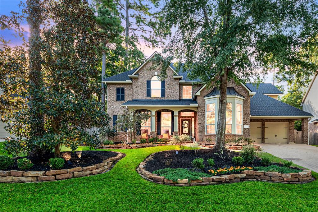 7 Caulfield Court, The Woodlands, Texas image 1