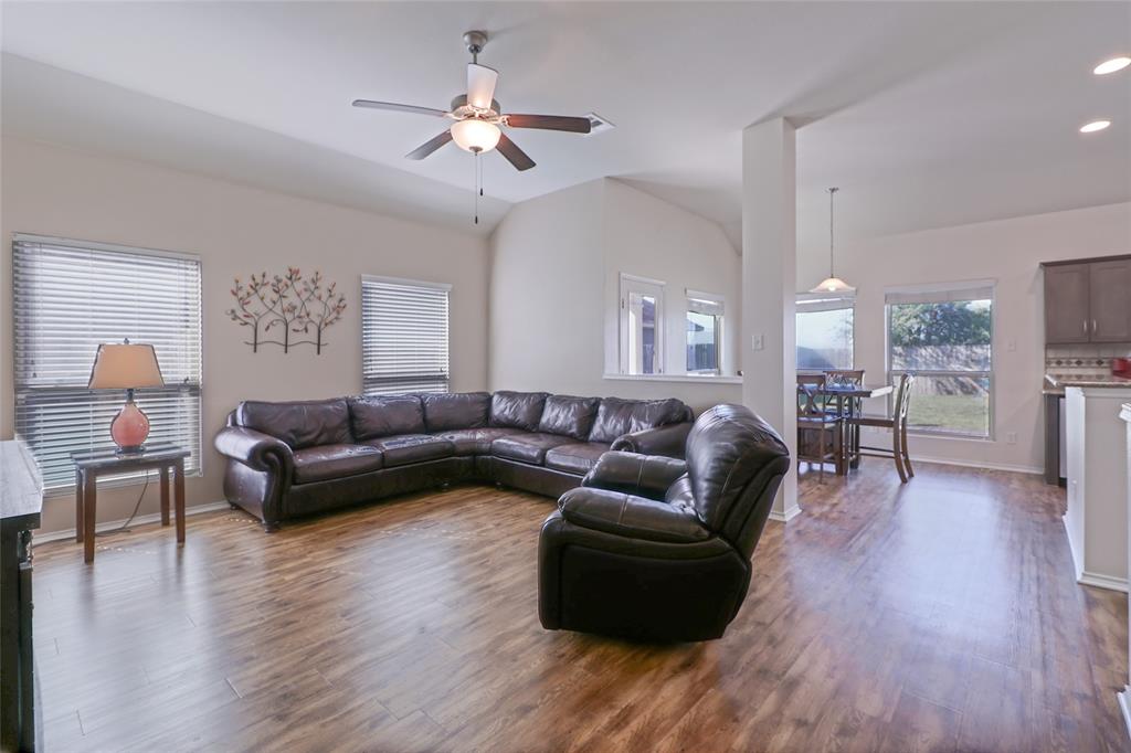 5284 Sagewood Court, College Station, Texas image 8