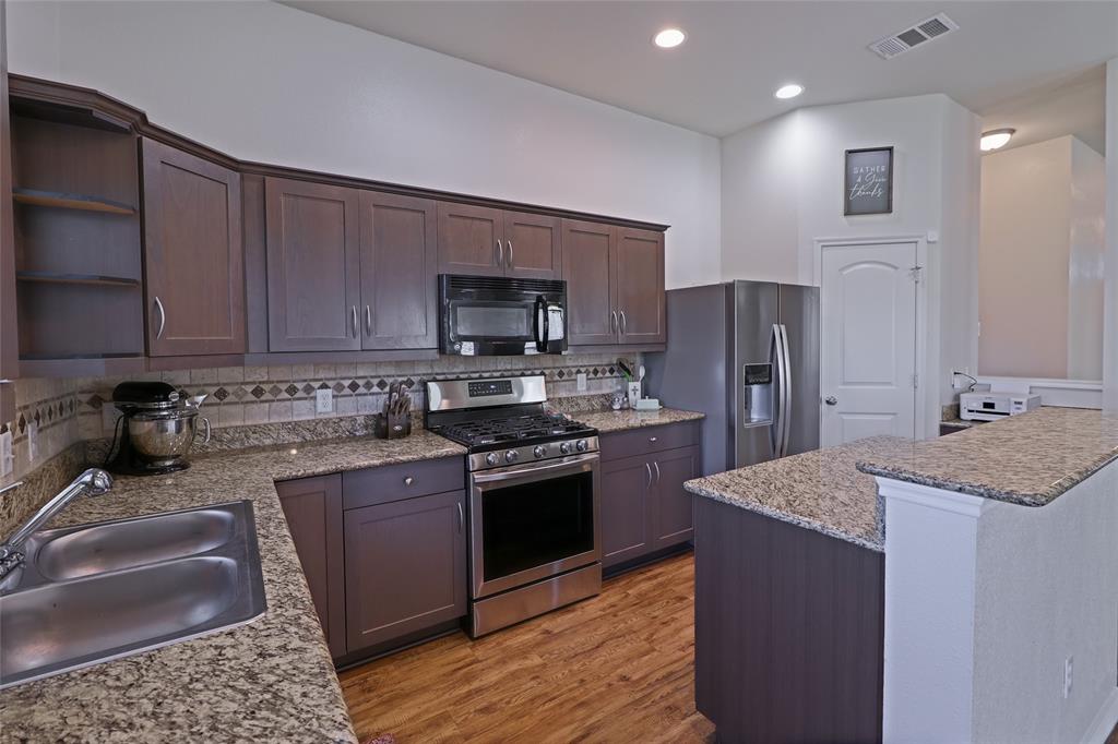 5284 Sagewood Court, College Station, Texas image 9