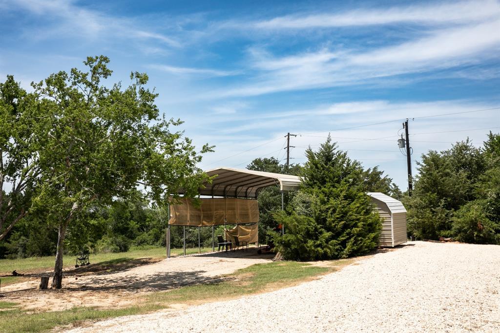 5427 Mustang Road