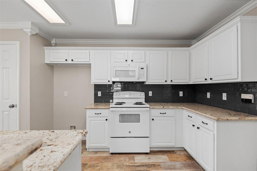 62 Marble Rock Place, The Woodlands, Texas image 14