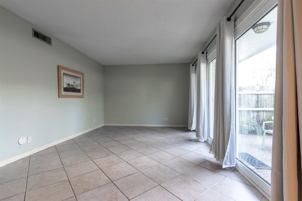 1726 Broadway St #19, Galveston, Texas image 6