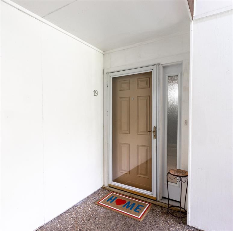 1726 Broadway 19