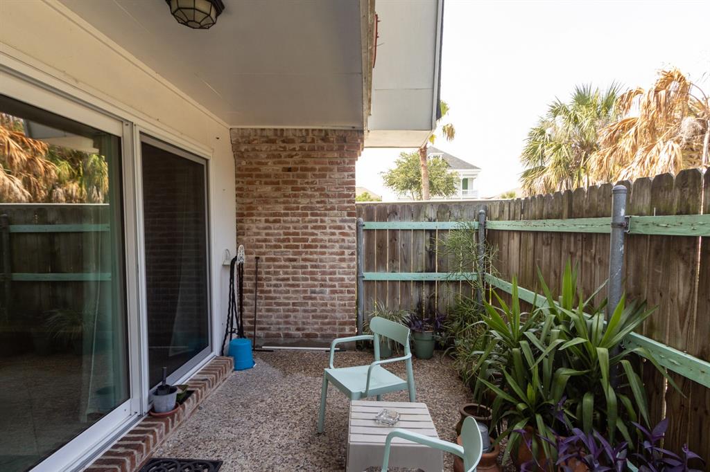 1726 Broadway St #19, Galveston, Texas image 8