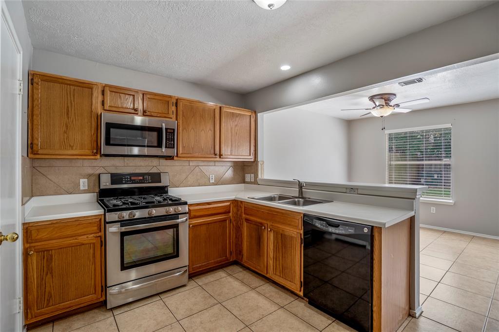 16715 Rock East Drive, Houston, Texas image 9