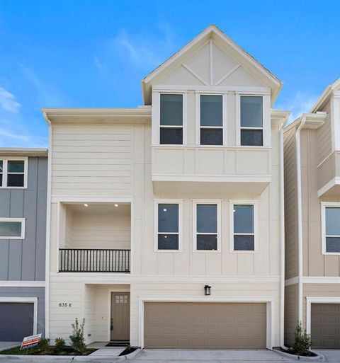 835 Elkhart Street C Houston TX 77091