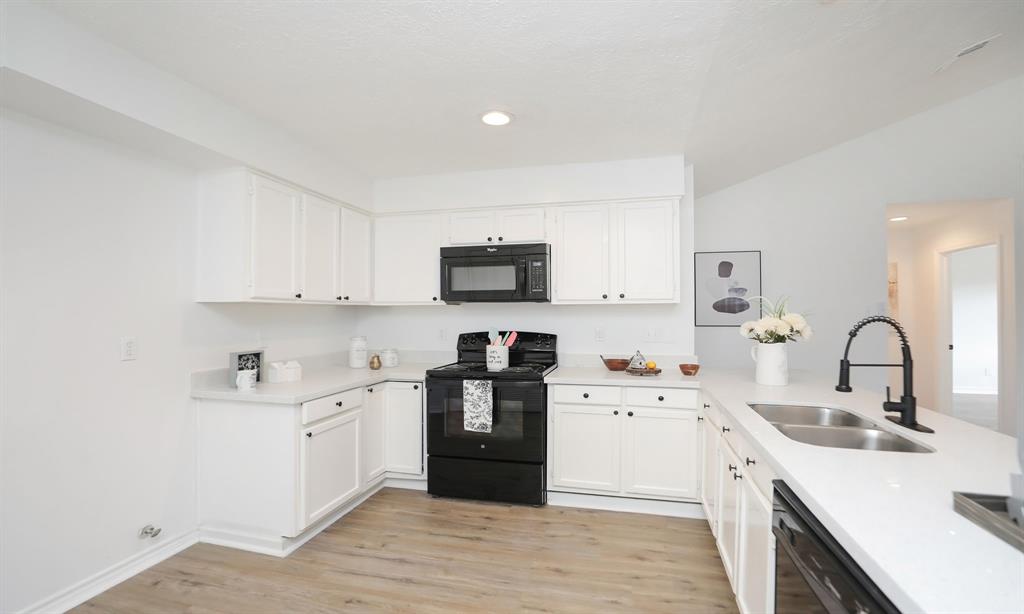 3247 Bolton Gardens Drive, Houston, Texas image 17