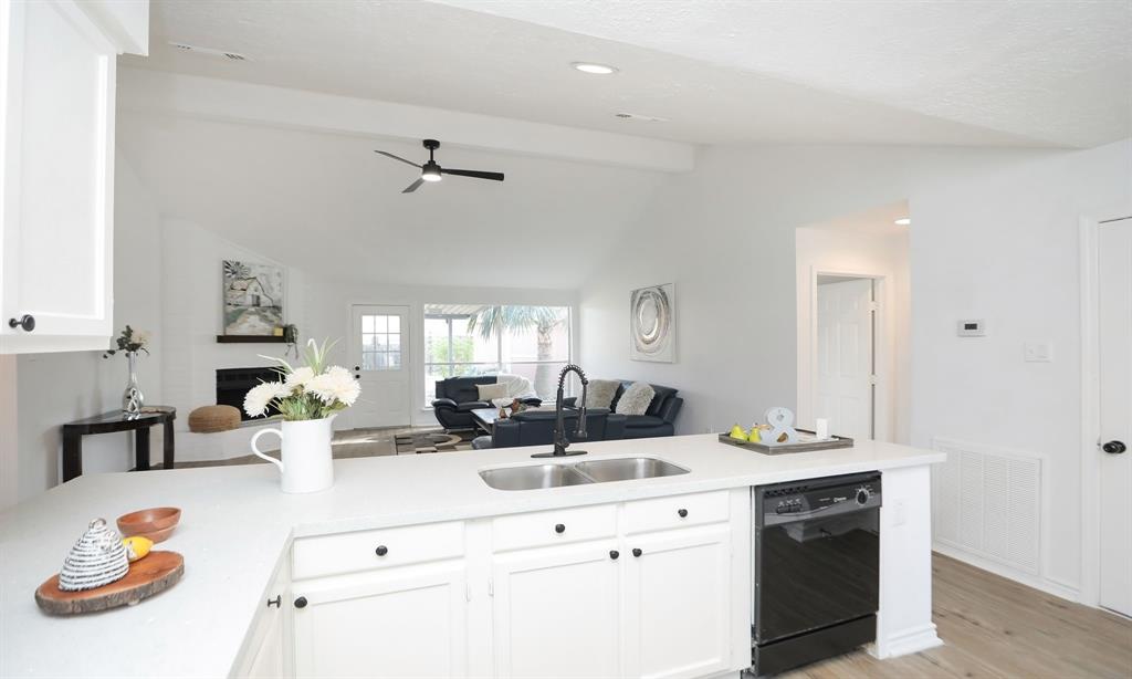 3247 Bolton Gardens Drive, Houston, Texas image 21