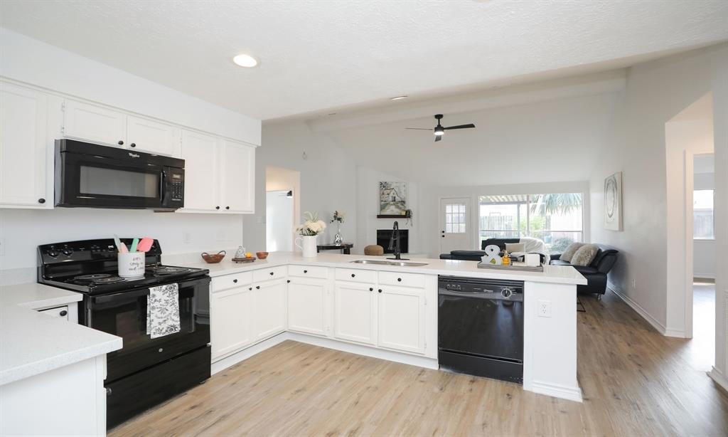 3247 Bolton Gardens Drive, Houston, Texas image 15
