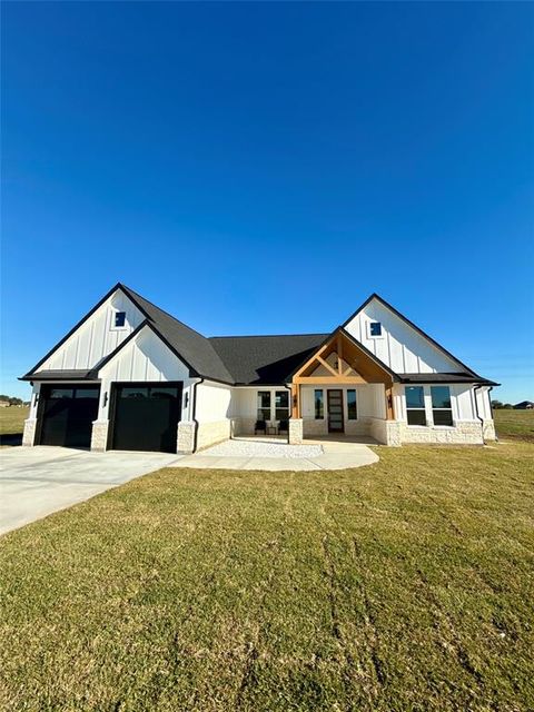 A home in Angleton