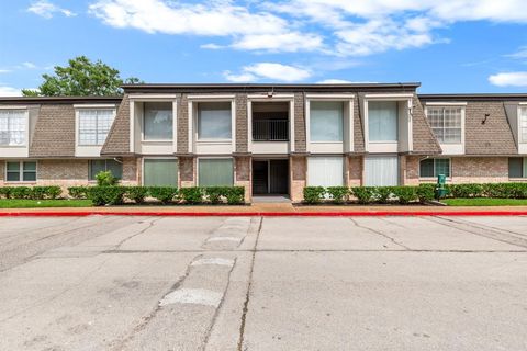 Photo of 12633 Memorial Drive #170, Houston, TX 77024 (MLS # 86338026)
