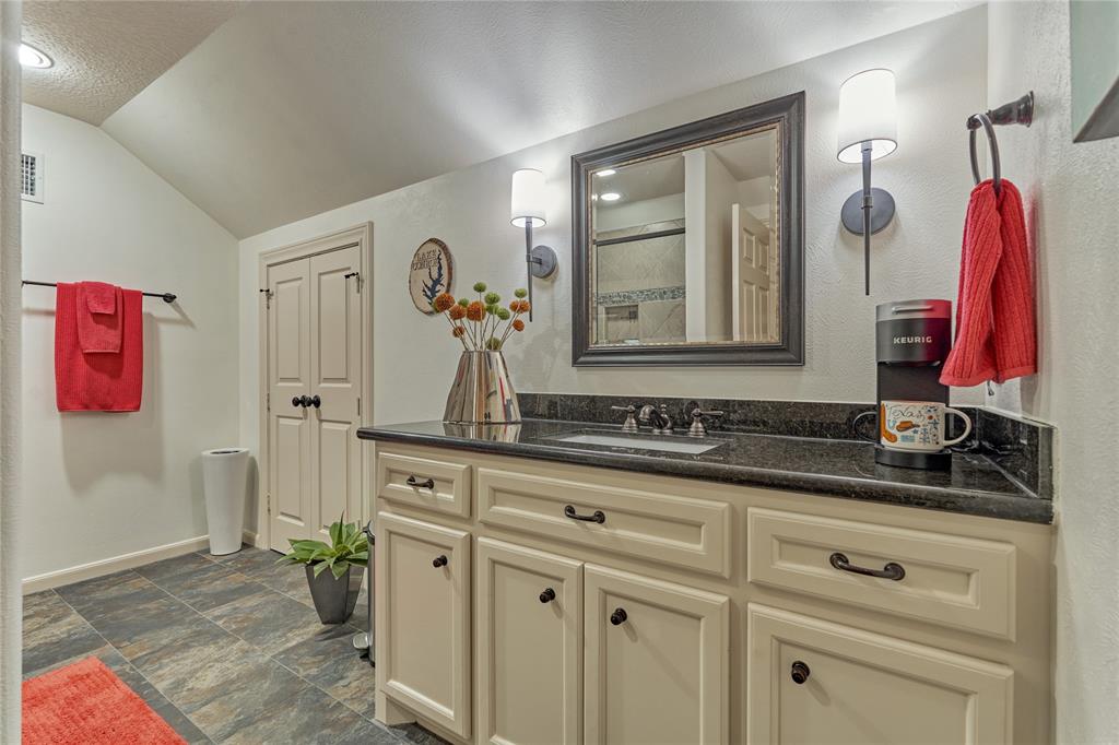 11 Westlyn Lane, Montgomery, Texas image 35