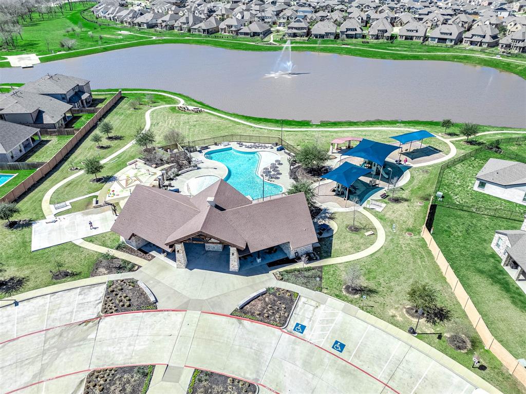 32322 Dusted Bronze Drive, Brookshire, Texas image 31