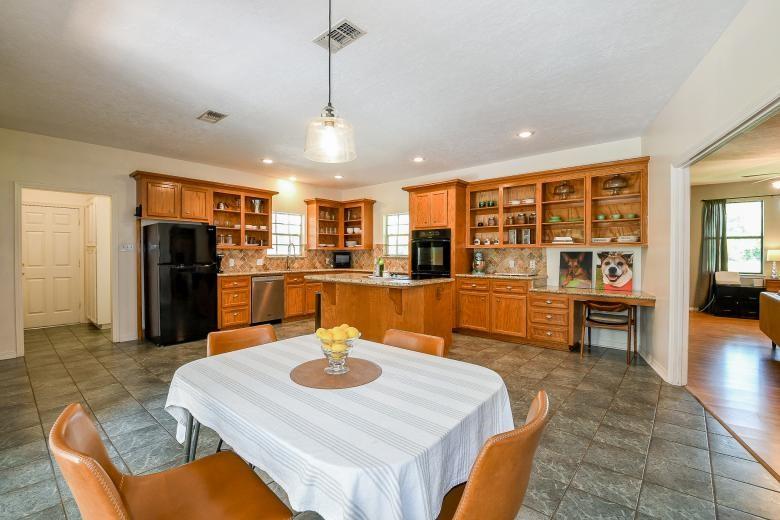 22035 Buescher Road, Tomball, Texas image 15