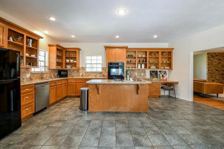 22035 Buescher Road, Tomball, Texas image 16