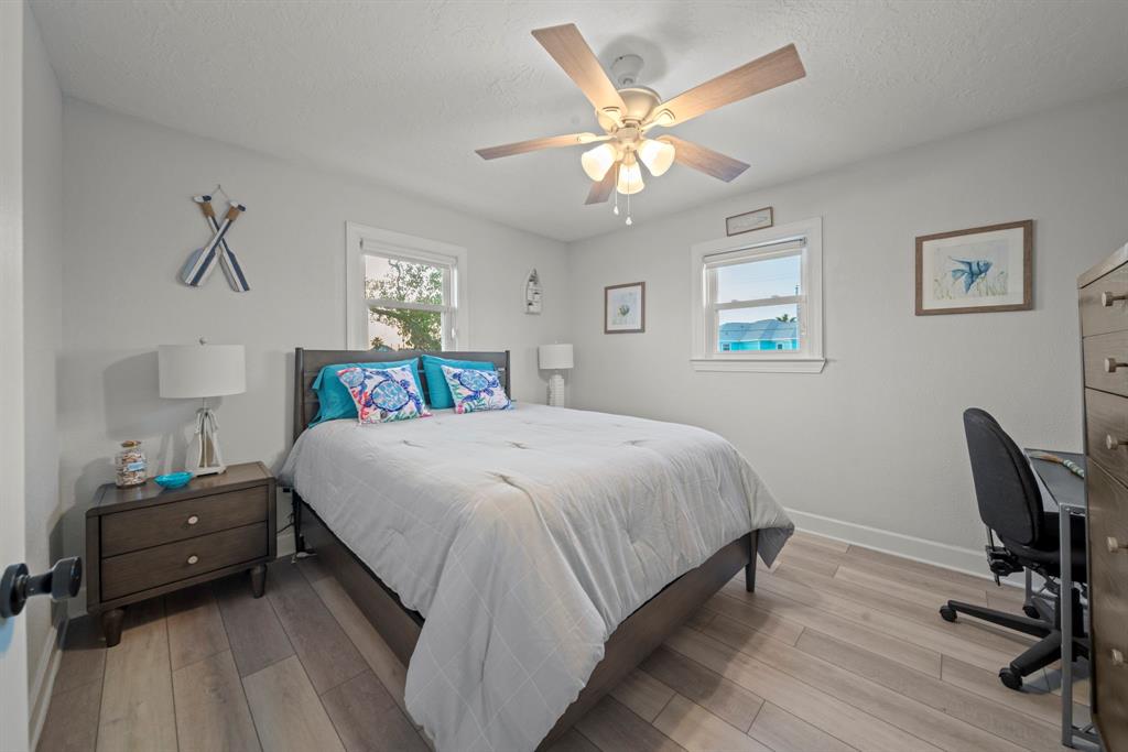 1407 John Street, San Leon, Texas image 24