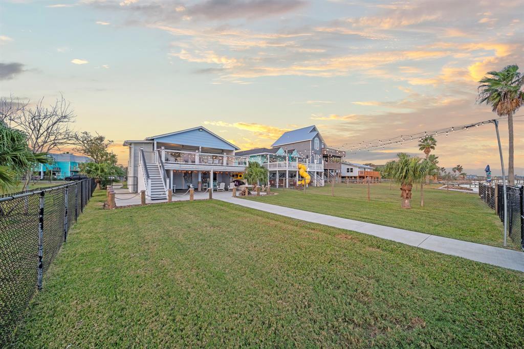 1407 John Street, San Leon, Texas image 10