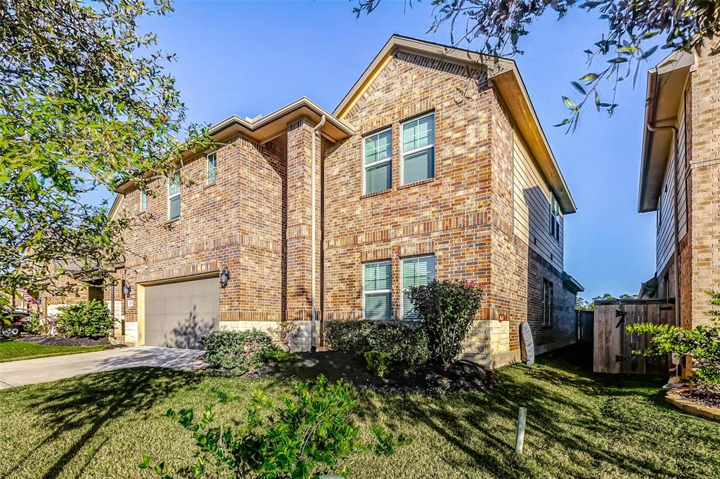 2165 Woodland Pine Drive