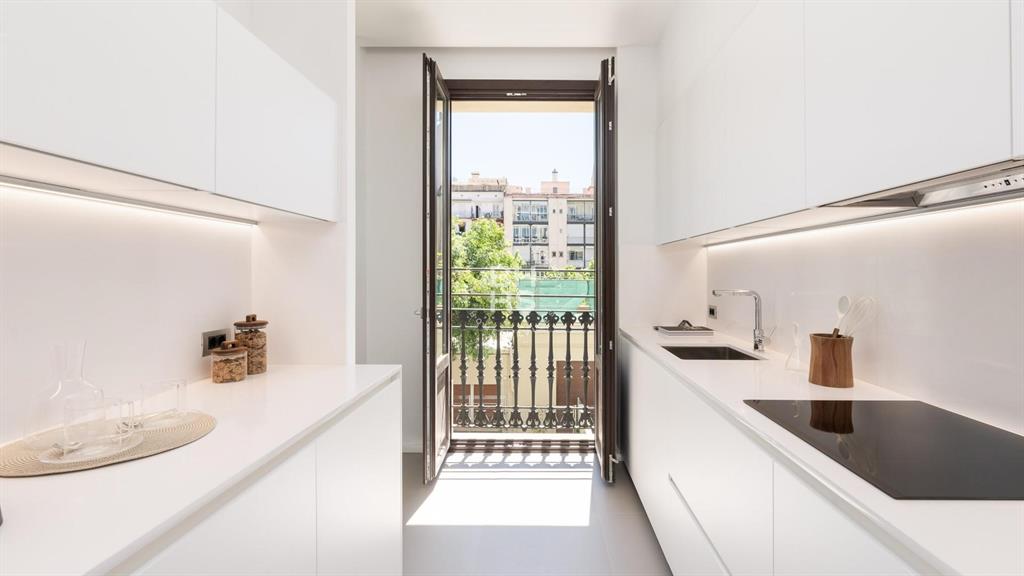 08008, Spain, 4 Bedrooms Bedrooms, ,2 BathroomsBathrooms,Residential,Active,181827