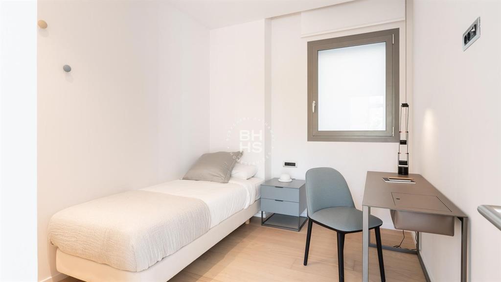 08008, Spain, 4 Bedrooms Bedrooms, ,2 BathroomsBathrooms,Residential,Active,181827