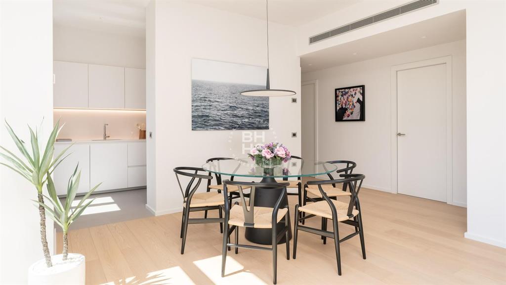 08008, Spain, 4 Bedrooms Bedrooms, ,2 BathroomsBathrooms,Residential,Active,181827