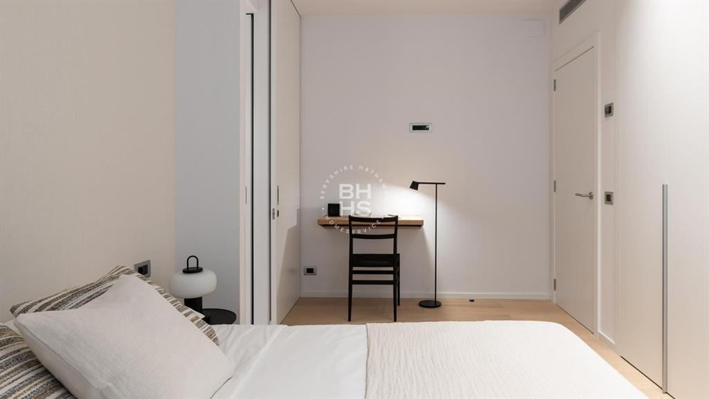 08008, Spain, 4 Bedrooms Bedrooms, ,2 BathroomsBathrooms,Residential,Active,181827