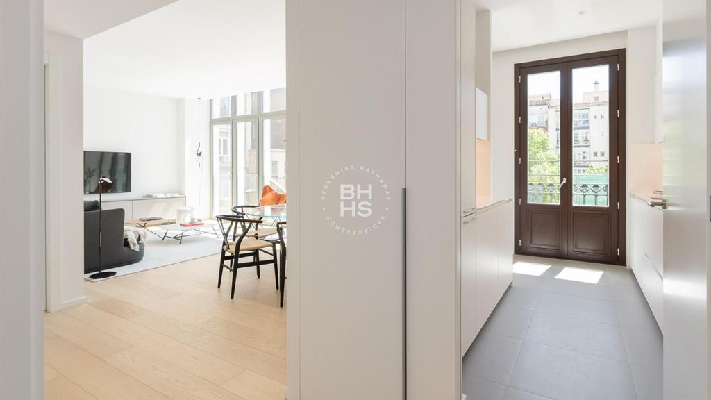 08008, Spain, 4 Bedrooms Bedrooms, ,2 BathroomsBathrooms,Residential,Active,181827