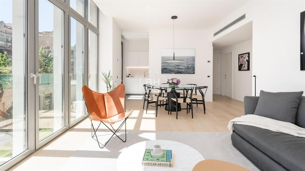 08008, Spain, 4 Bedrooms Bedrooms, ,2 BathroomsBathrooms,Residential,Active,181827