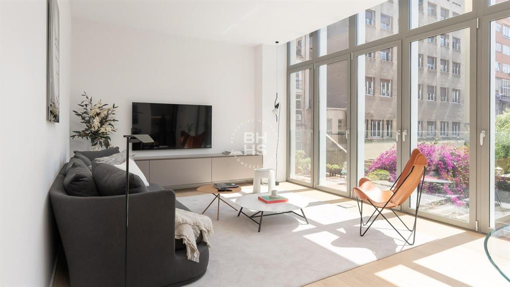 08008, Spain, 4 Bedrooms Bedrooms, ,2 BathroomsBathrooms,Residential,Active,181827