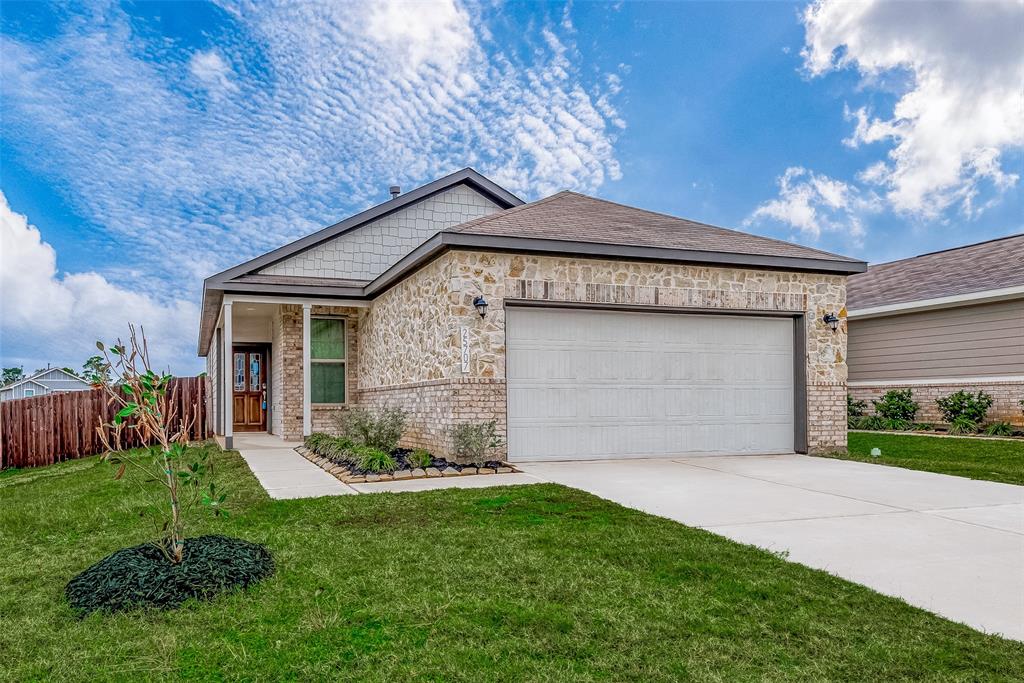 25707 Boxwood Hedge Lane, Tomball, Texas image 3