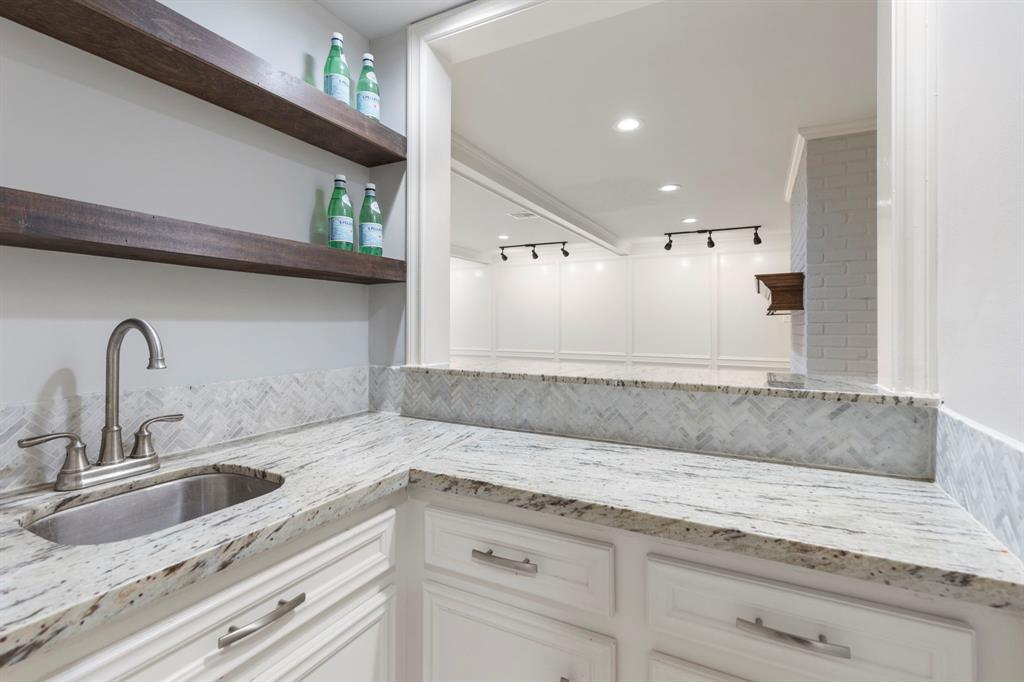 14010 Court Of Regents, Houston, Texas image 32