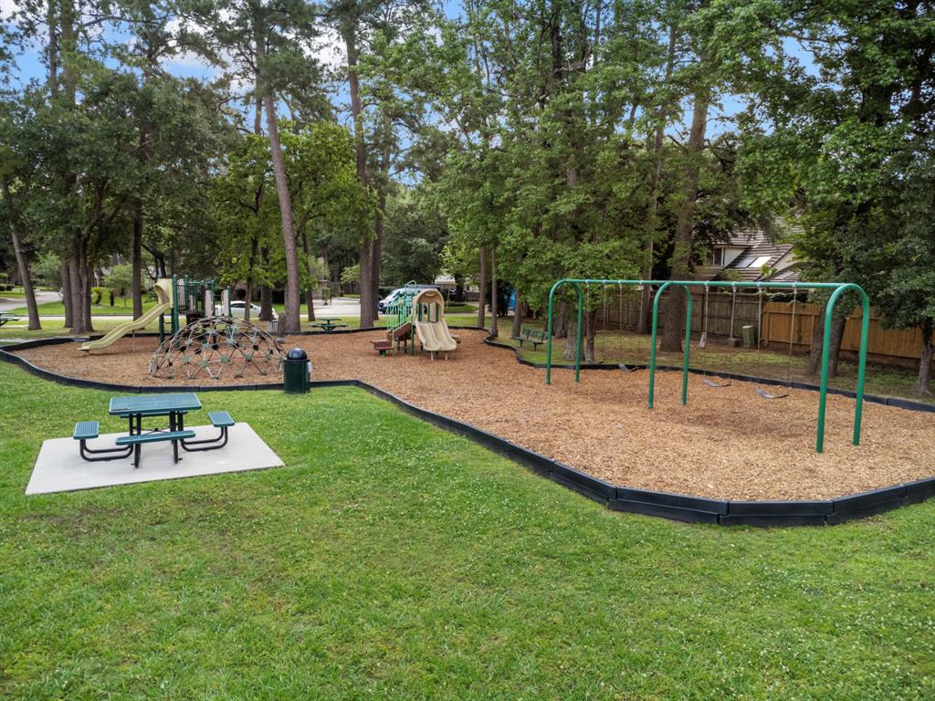 14010 Court Of Regents, Houston, Texas image 39