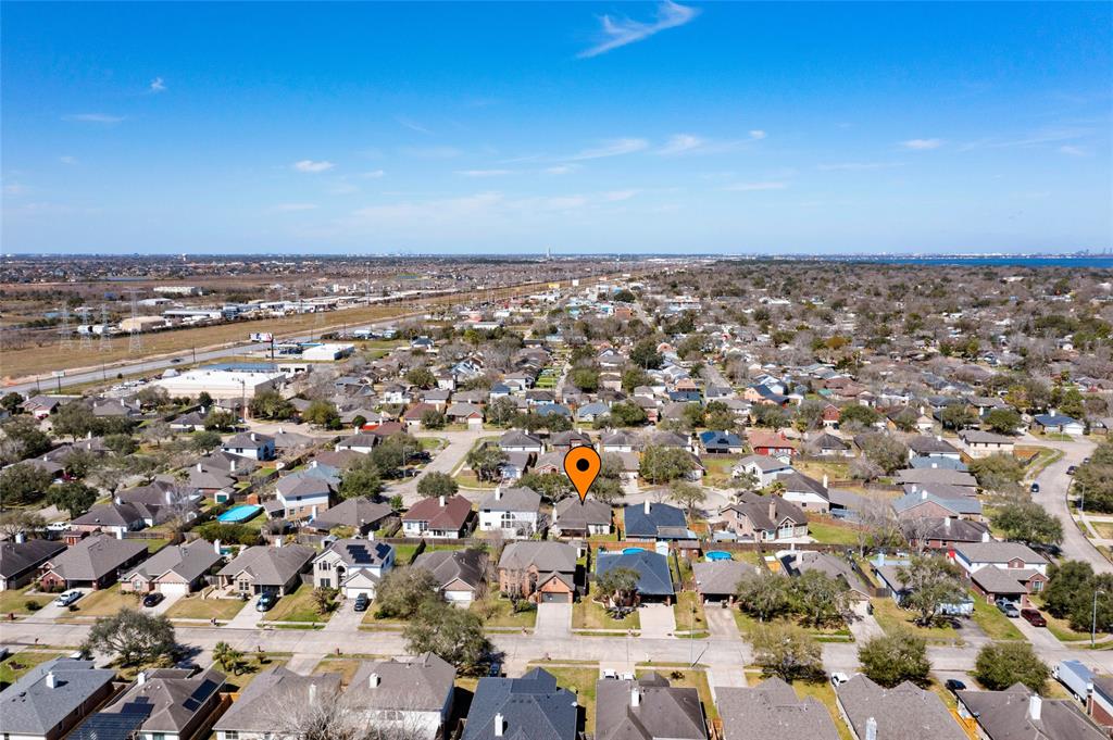 5134 Chase Park Circle, Bacliff, Texas image 22