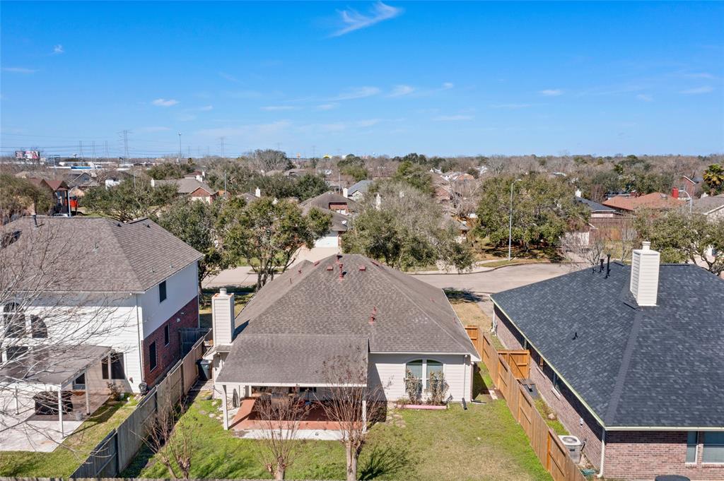 5134 Chase Park Circle, Bacliff, Texas image 21