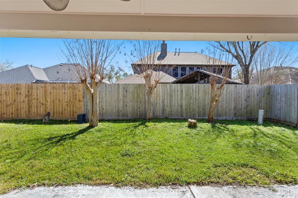 5134 Chase Park Circle, Bacliff, Texas image 19