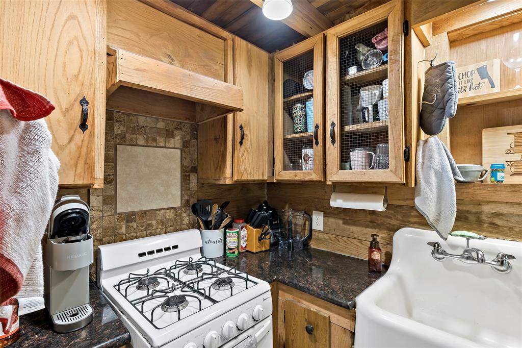 2991 State Highway 75, Huntsville, Texas image 11