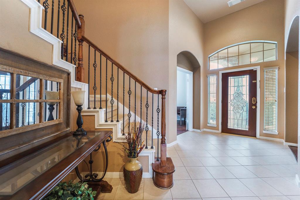 19502 Lakeside View Drive