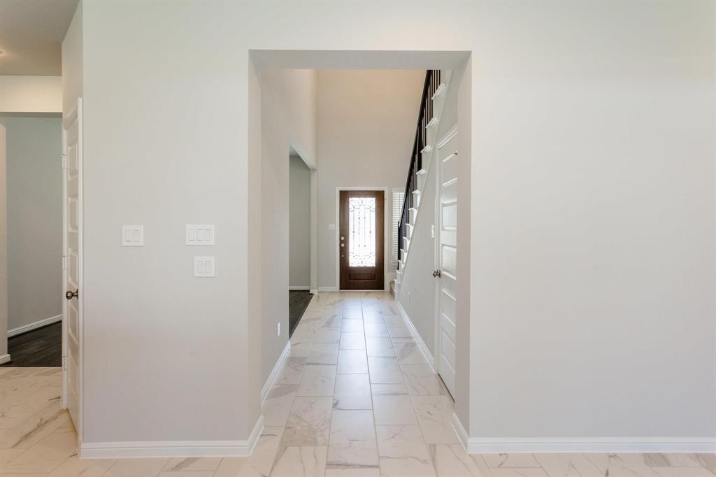 8506 Belfast Manor Lane
