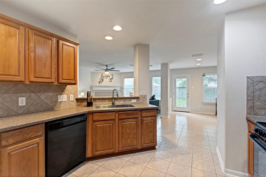 25430 Twister Trail, Spring, Texas image 20
