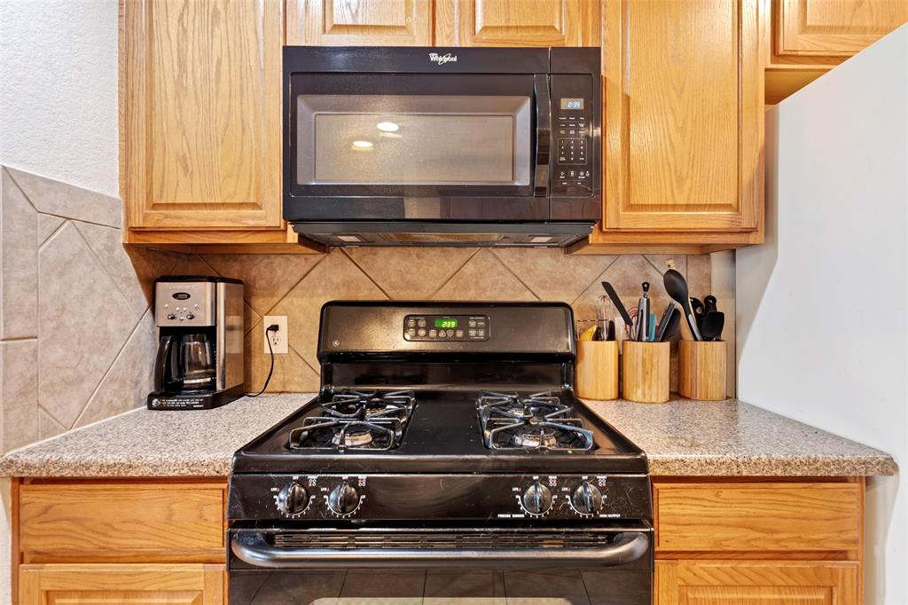 25430 Twister Trail, Spring, Texas image 17