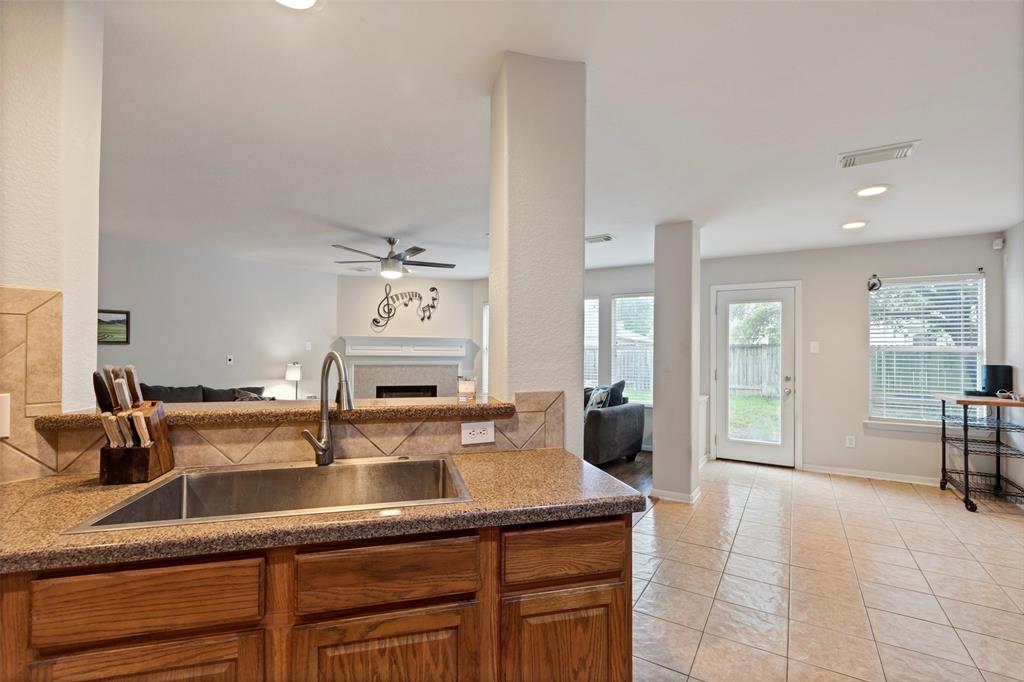 25430 Twister Trail, Spring, Texas image 21