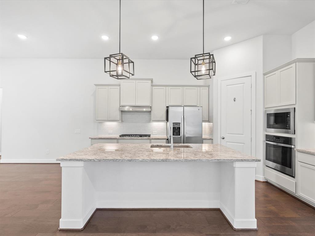 113 S Ocotillo Ridge, Montgomery, Texas image 9