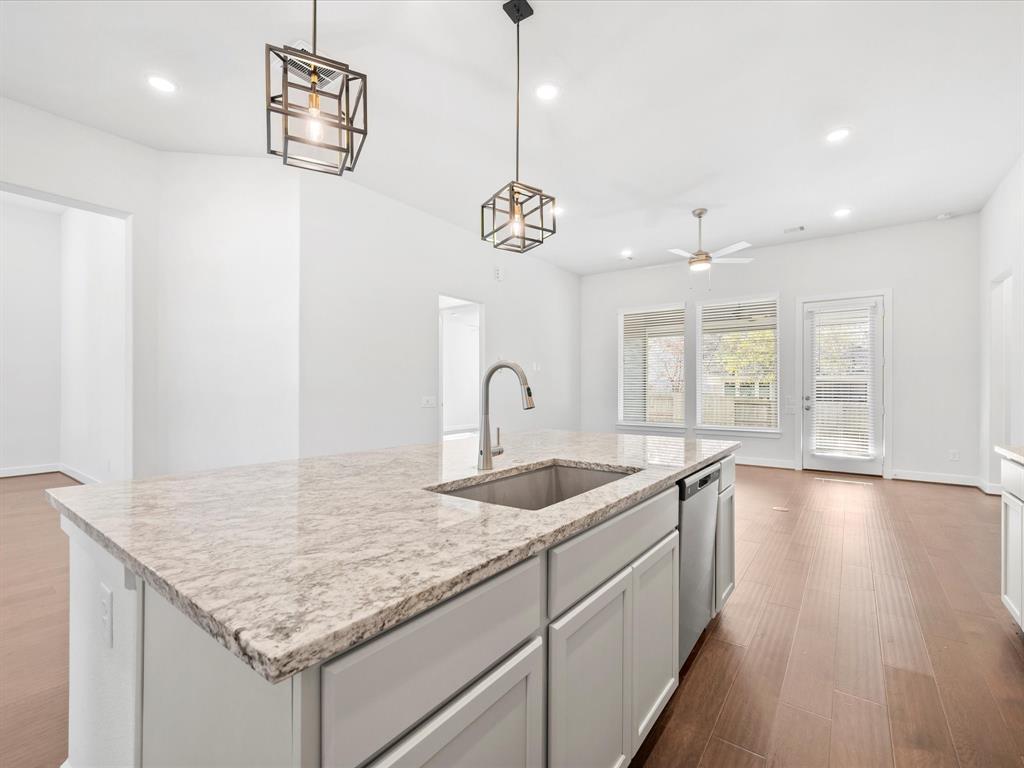113 S Ocotillo Ridge, Montgomery, Texas image 11
