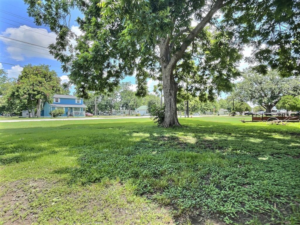 1216 12th Street, Bay City, Texas image 10