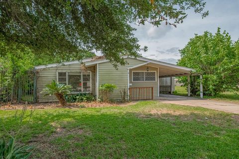 6937 Burgess Street Houston TX 77021