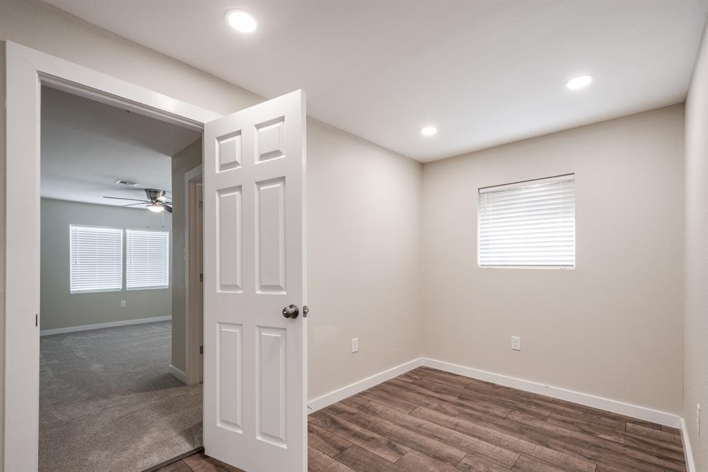 308 Greenbriar Drive, Baytown, Texas image 14